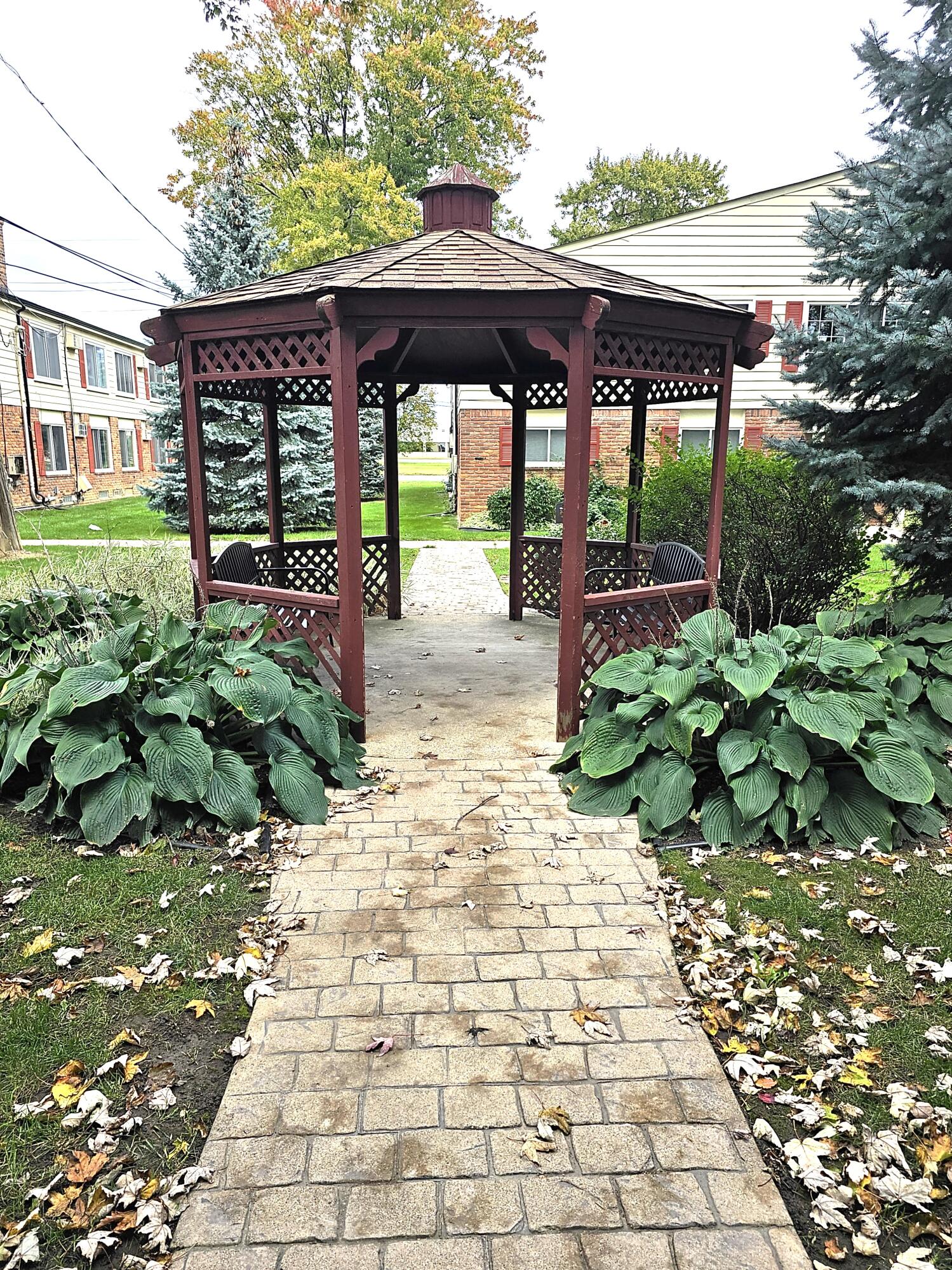 739 West Maple Road Clawson, MI 48017 - Photo 16 of 17 Gazebo