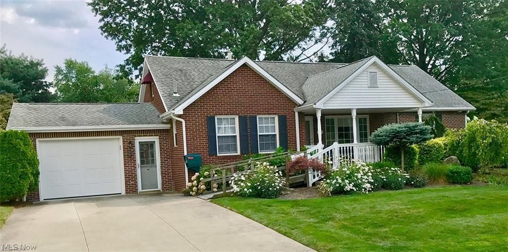 2926 19th Street Northwest Canton, OH 44708 - Photo 1 of 30