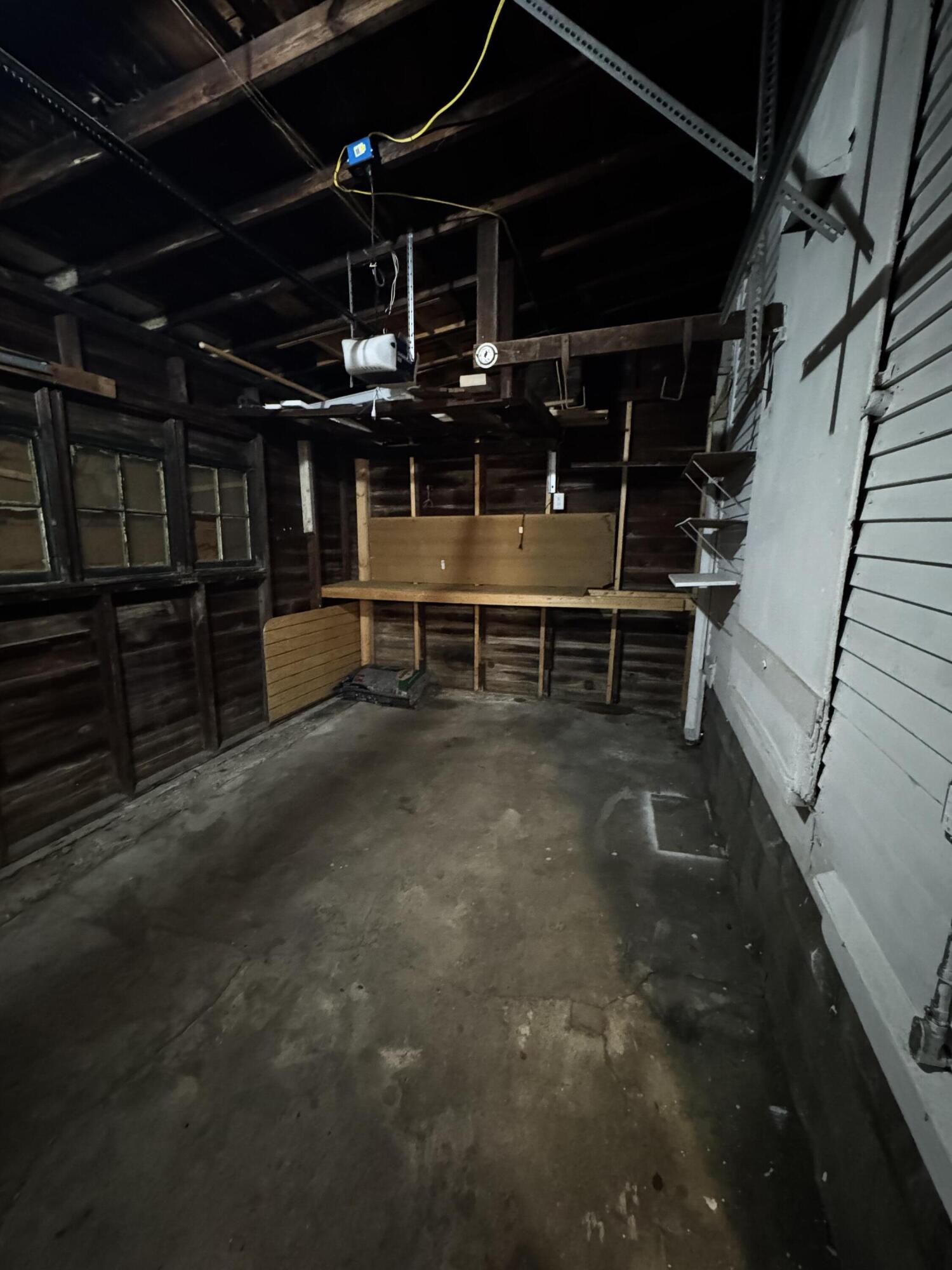 406 Garfield Street Jackson, MI 49203 - Photo 30 of 32 Photo Dec 09 2025, 12 47 04 PM