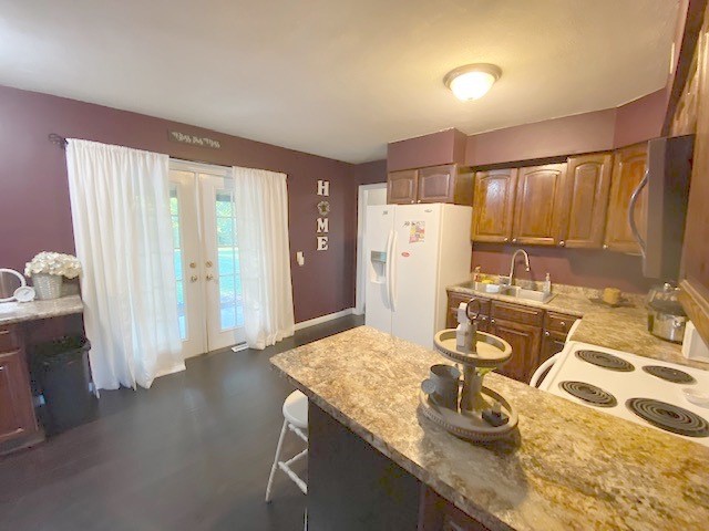2 Hickory Ridge Drive Charleston, IL 61920 - Photo 8 of 23 Gallery Image 8