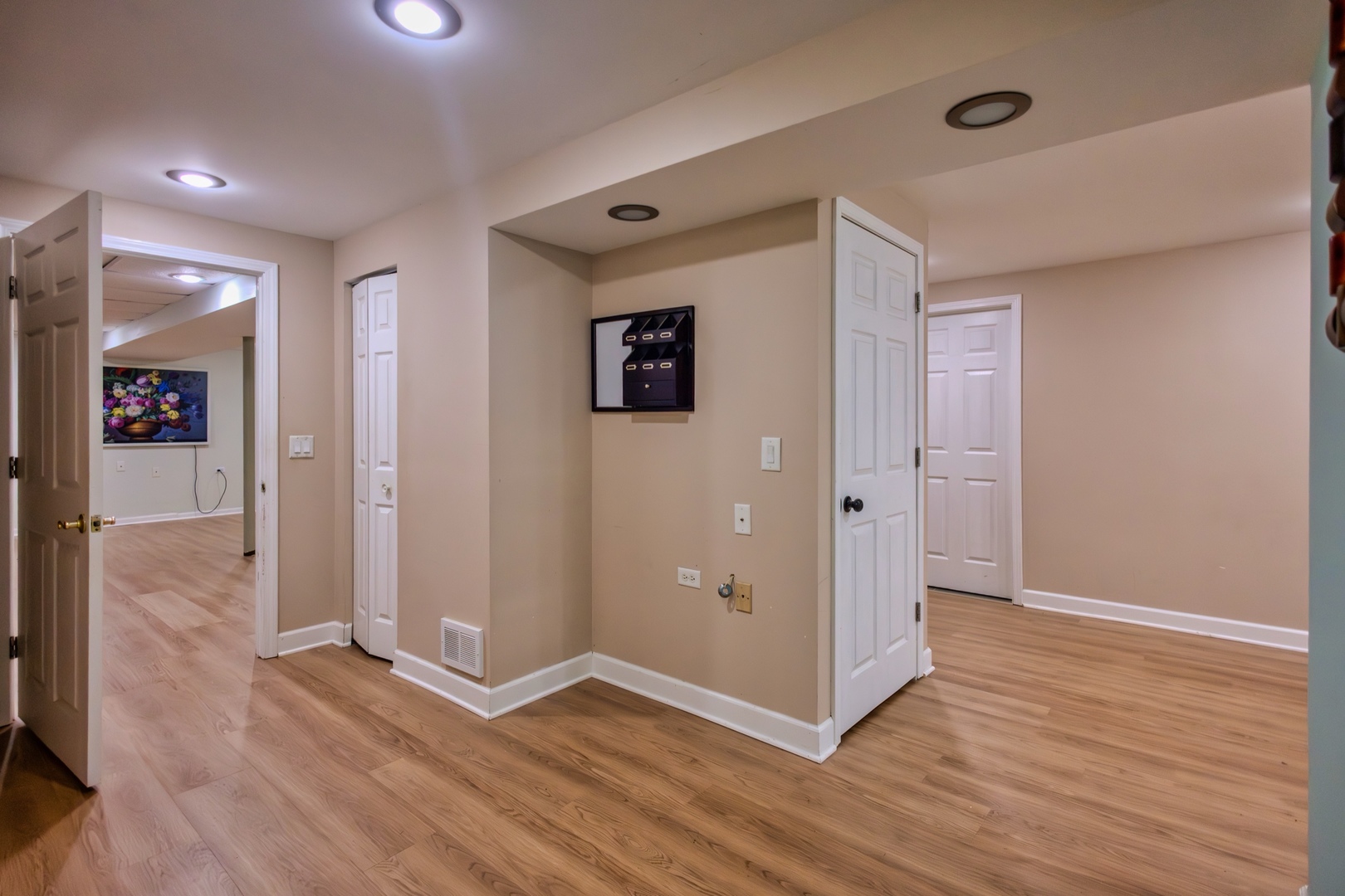 8 Steck Court Bolingbrook, IL 60440 - Photo 23 of 39