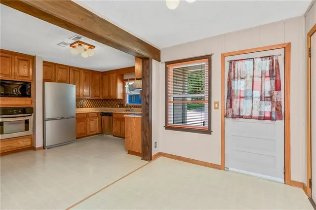 $280,000 | 5701 Russell Street, Mission, KS 66202