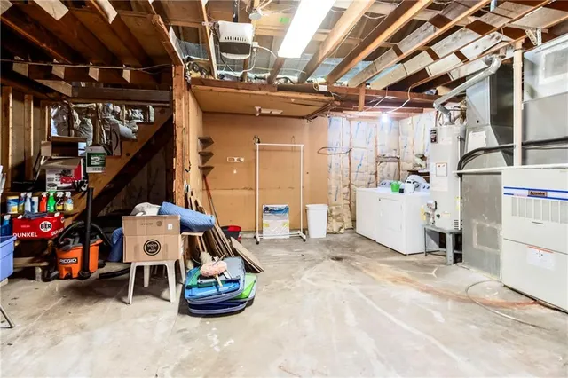 $280,000 | 5701 Russell Street, Mission, KS 66202