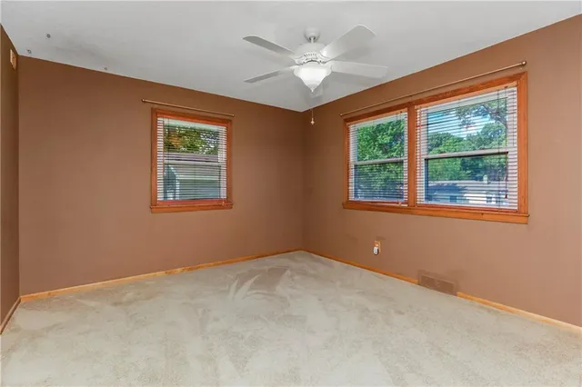 $280,000 | 5701 Russell Street, Mission, KS 66202