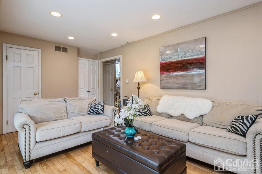 1197 Huron Road North Brunswick, NJ 08902 - Photo 15 of 27 Gallery Image 15