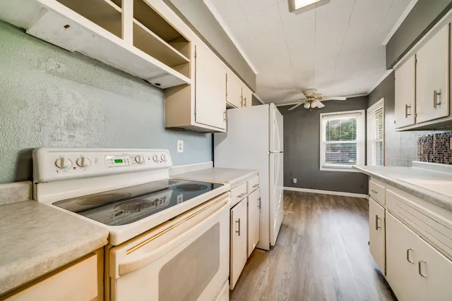 $170,000 | 417 27th Street, Rockford, IL 61108