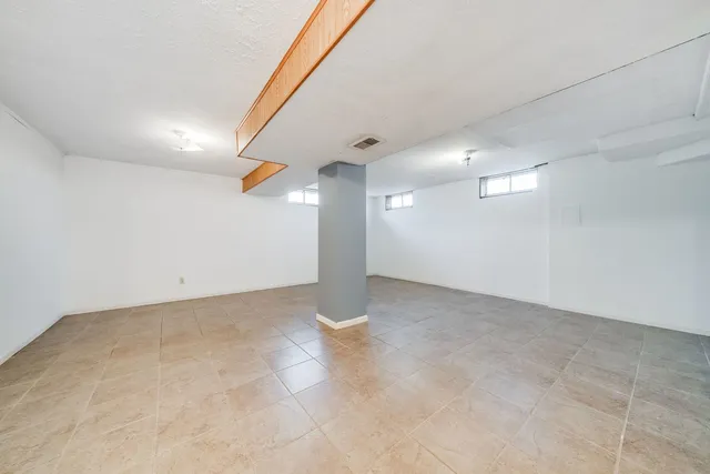 $170,000 | 417 27th Street, Rockford, IL 61108