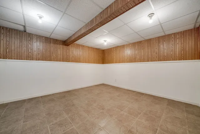 $170,000 | 417 27th Street, Rockford, IL 61108