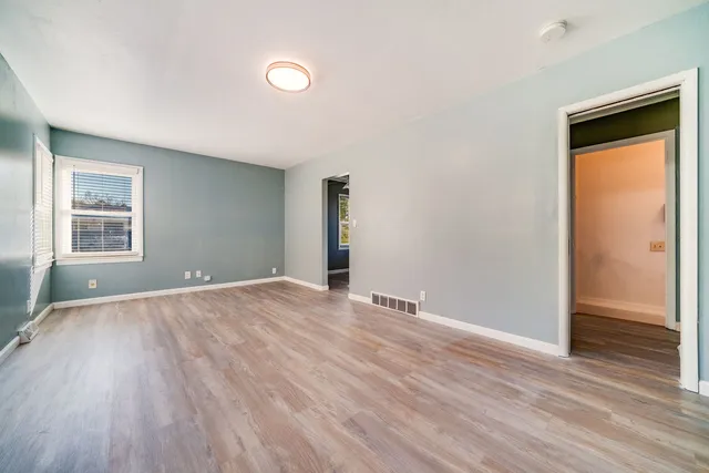 $170,000 | 417 27th Street, Rockford, IL 61108