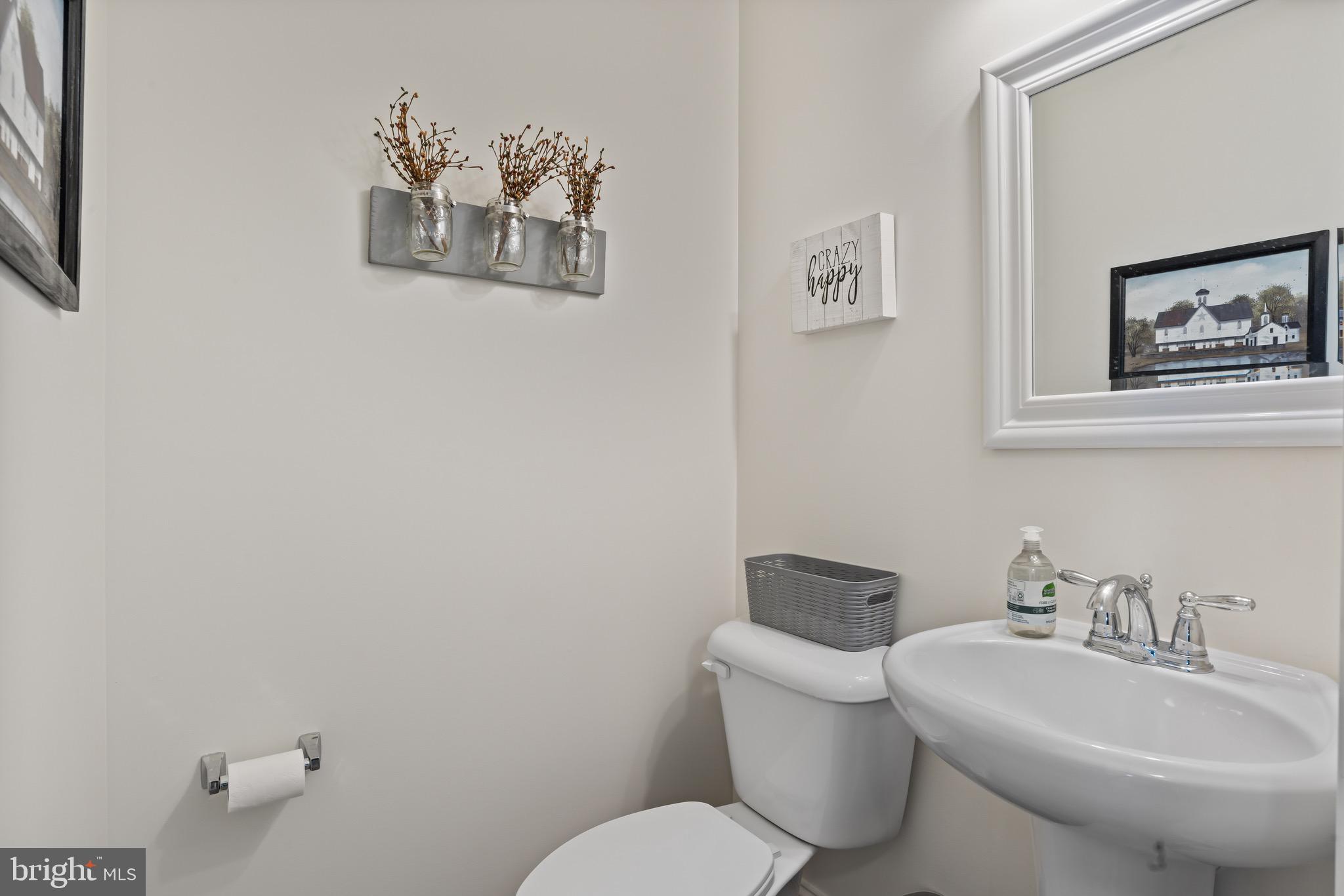 216 Eagle Road Dillsburg, PA 17019 - Photo 12 of 35 1/2 bath