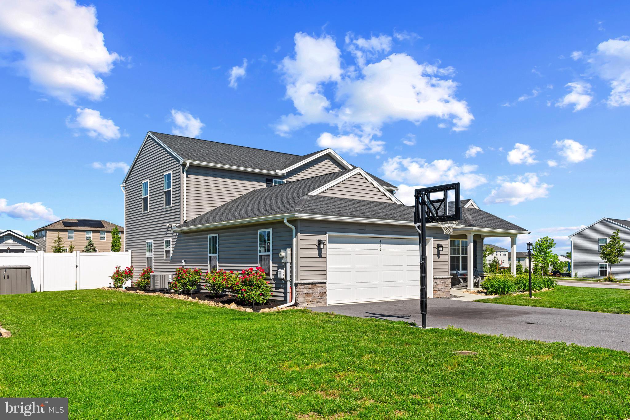 216 Eagle Road Dillsburg, PA 17019 - Photo 3 of 35 Gallery Image 3