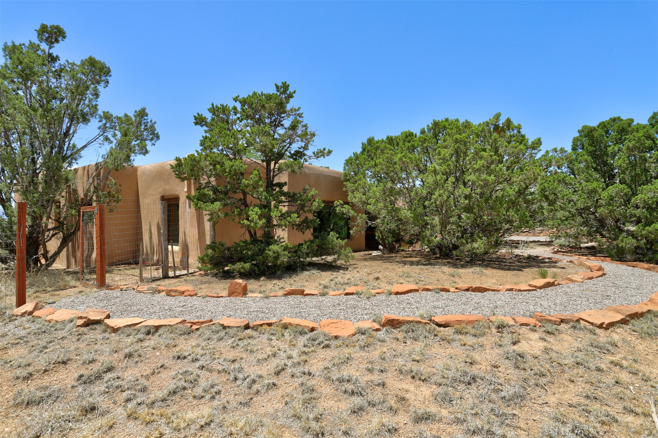 13 Herrada Court Santa Fe, NM 87508 - Photo 15 of 18