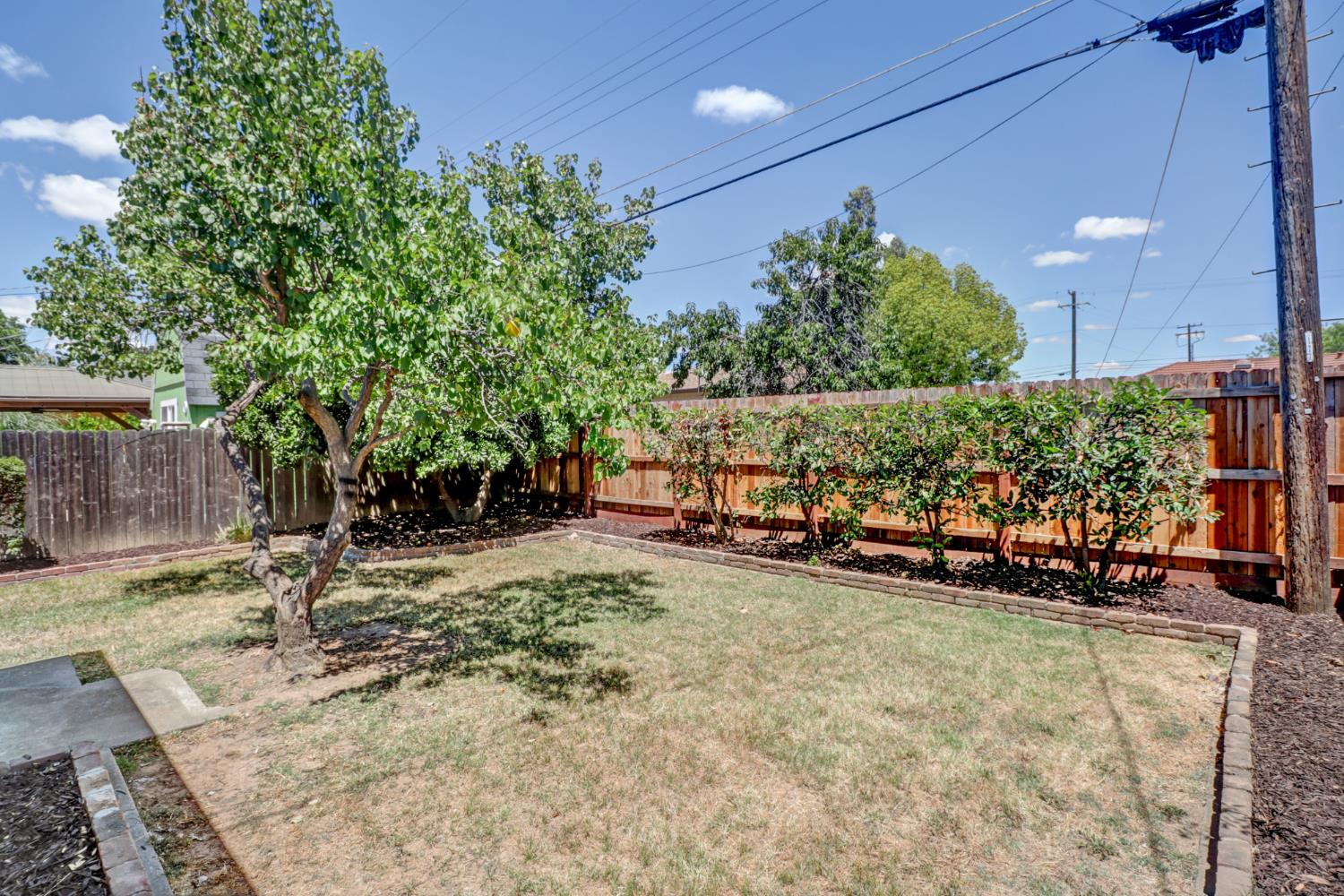 3819 Kroy Way Sacramento, CA 95820 - Photo 30 of 42