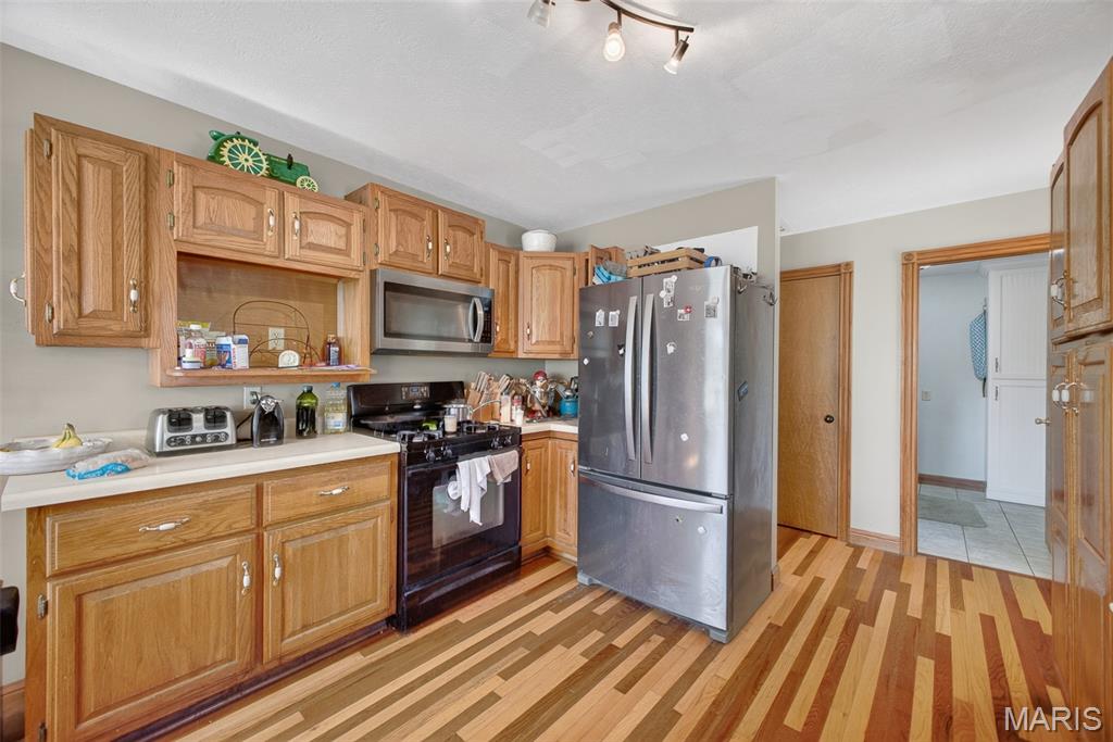 15161 Edison Road Lebanon, MO 65536 - Photo 13 of 86