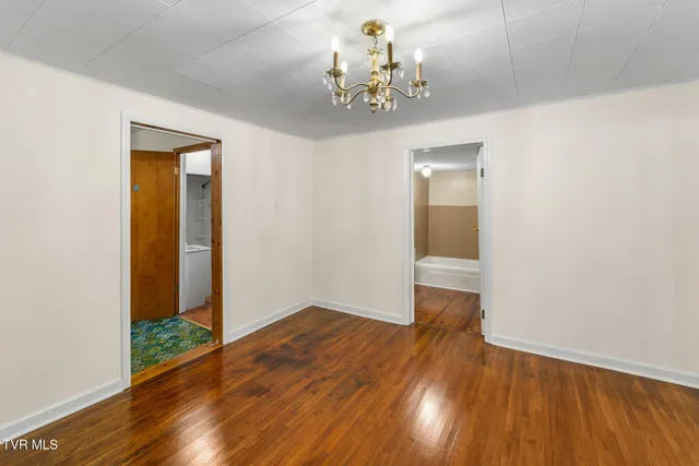 $209,000 | 9494 Porterfield Highway, Abingdon, VA 24210