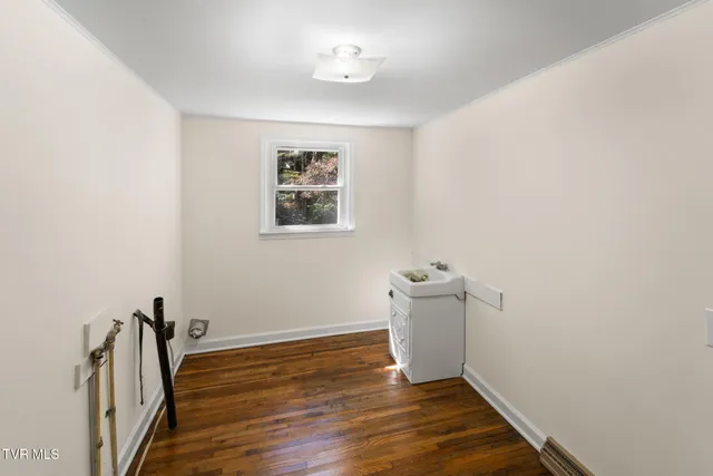 $209,000 | 9494 Porterfield Highway, Abingdon, VA 24210