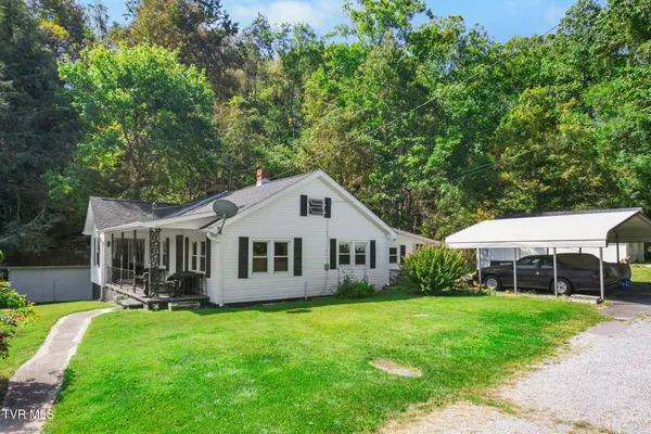 $209,000 | 9494 Porterfield Highway, Abingdon, VA 24210
