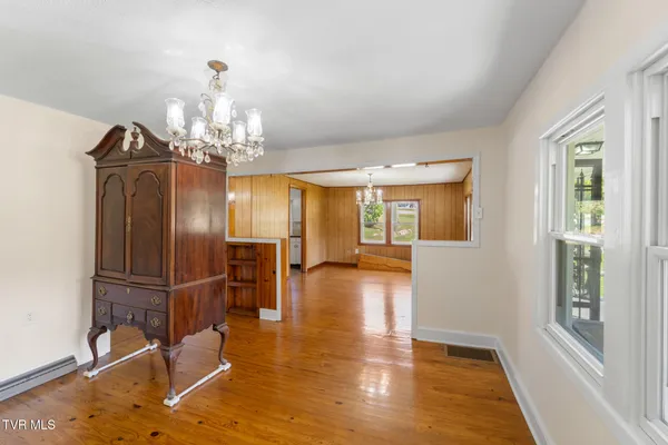 $209,000 | 9494 Porterfield Highway, Abingdon, VA 24210