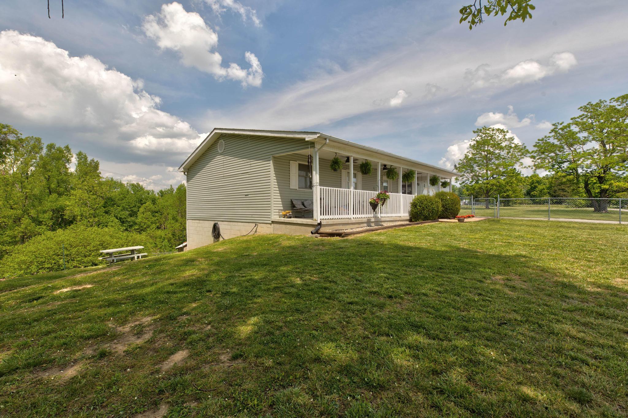 2785 Betty Gap Ridge Road Denniston, KY 40316 - Photo 4 of 24 PWM29695_6_7