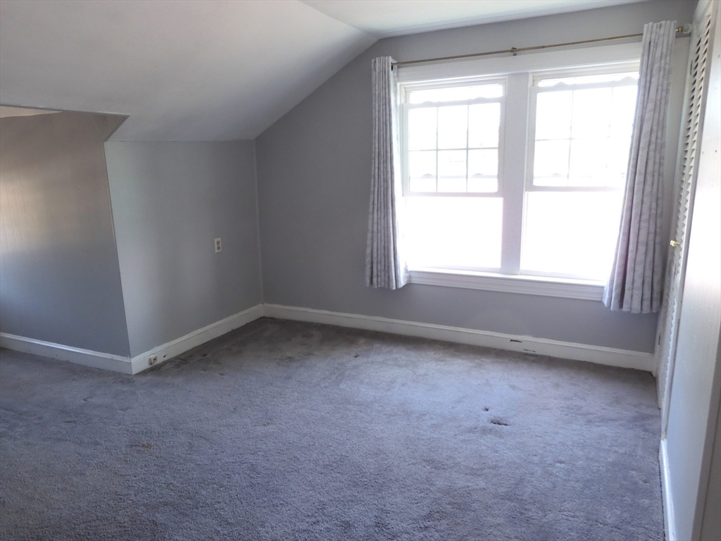 46 Tudor Street Methuen, MA 01844 - Photo 23 of 38
