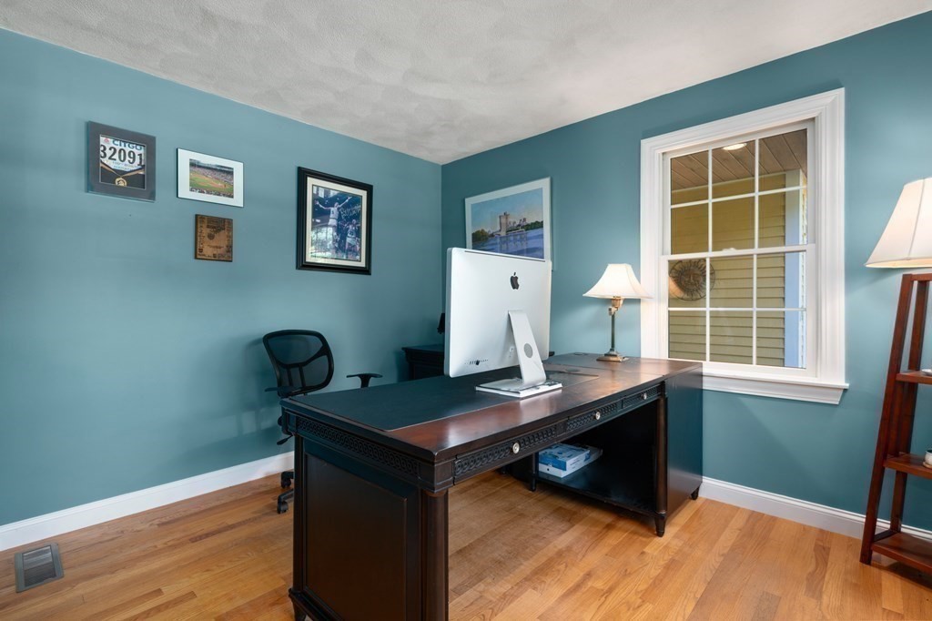 8 Malm Road North Reading, MA 01864 - Photo 5 of 42 Gallery Image 5