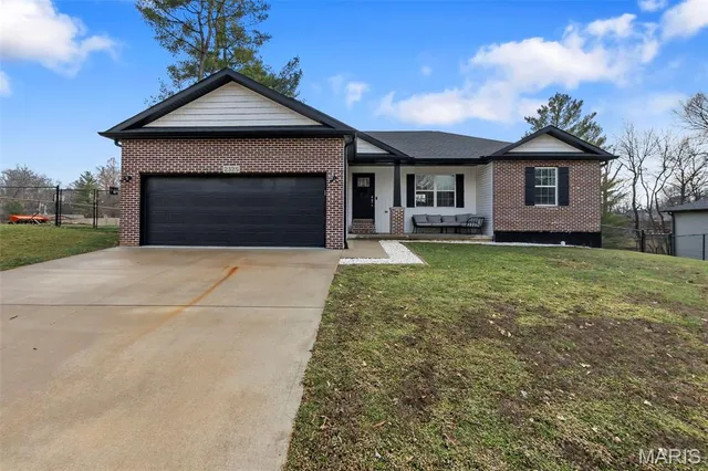 $350,000 | 2325 Sherwood Drive, Cape Girardeau, MO 63701