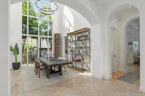 $6,850,000 | 11513 Green Bayberry Drive, Palm Beach Gardens, FL 33418