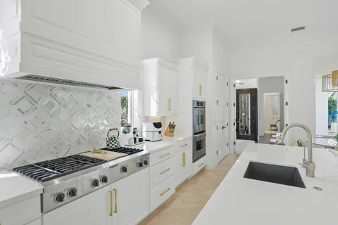 $6,450,000 | 11513 Green Bayberry Drive, Palm Beach Gardens, FL 33418