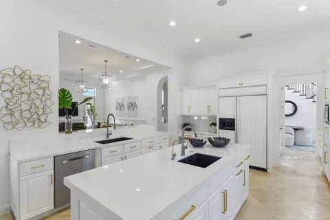 $6,450,000 | 11513 Green Bayberry Drive, Palm Beach Gardens, FL 33418