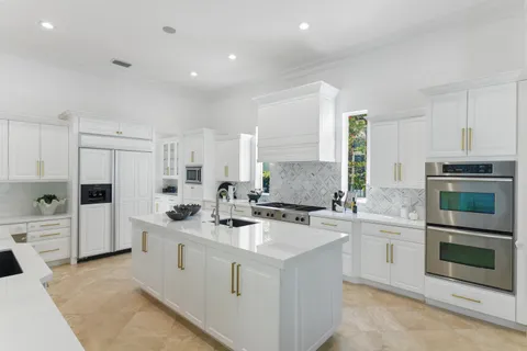 $6,450,000 | 11513 Green Bayberry Drive, Palm Beach Gardens, FL 33418