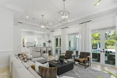 $6,450,000 | 11513 Green Bayberry Drive, Palm Beach Gardens, FL 33418
