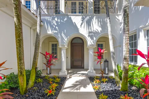 $6,450,000 | 11513 Green Bayberry Drive, Palm Beach Gardens, FL 33418