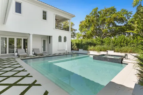 $6,450,000 | 11513 Green Bayberry Drive, Palm Beach Gardens, FL 33418