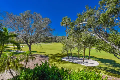 $6,850,000 | 11513 Green Bayberry Drive, Palm Beach Gardens, FL 33418