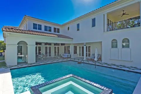 $6,850,000 | 11513 Green Bayberry Drive, Palm Beach Gardens, FL 33418