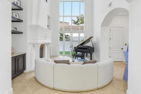 $6,850,000 | 11513 Green Bayberry Drive, Palm Beach Gardens, FL 33418