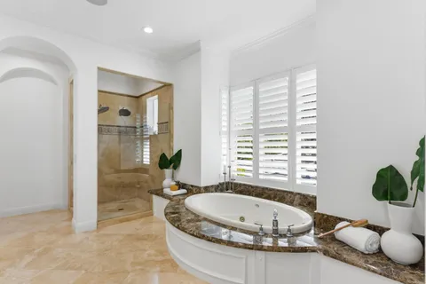 $6,450,000 | 11513 Green Bayberry Drive, Palm Beach Gardens, FL 33418