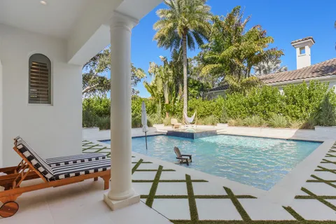 $6,850,000 | 11513 Green Bayberry Drive, Palm Beach Gardens, FL 33418