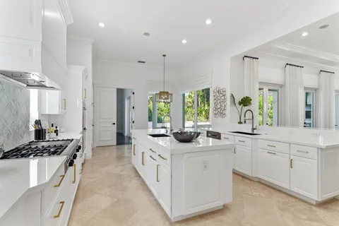 $6,450,000 | 11513 Green Bayberry Drive, Palm Beach Gardens, FL 33418