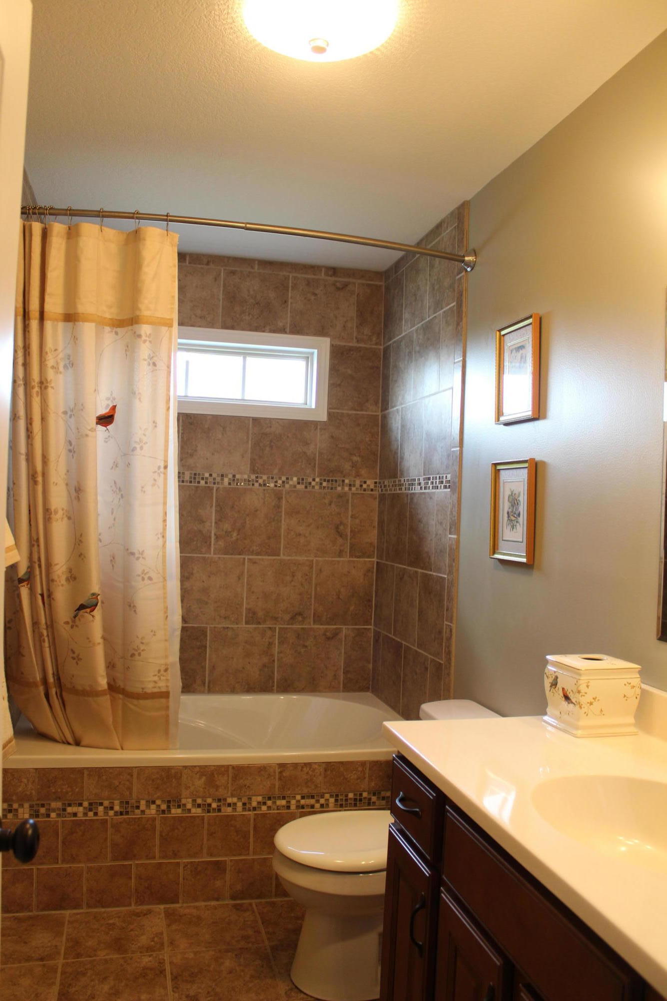 5910 Whisper Ridge Lane Corryton, TN 37721 - Photo 15 of 17 2nd Bath