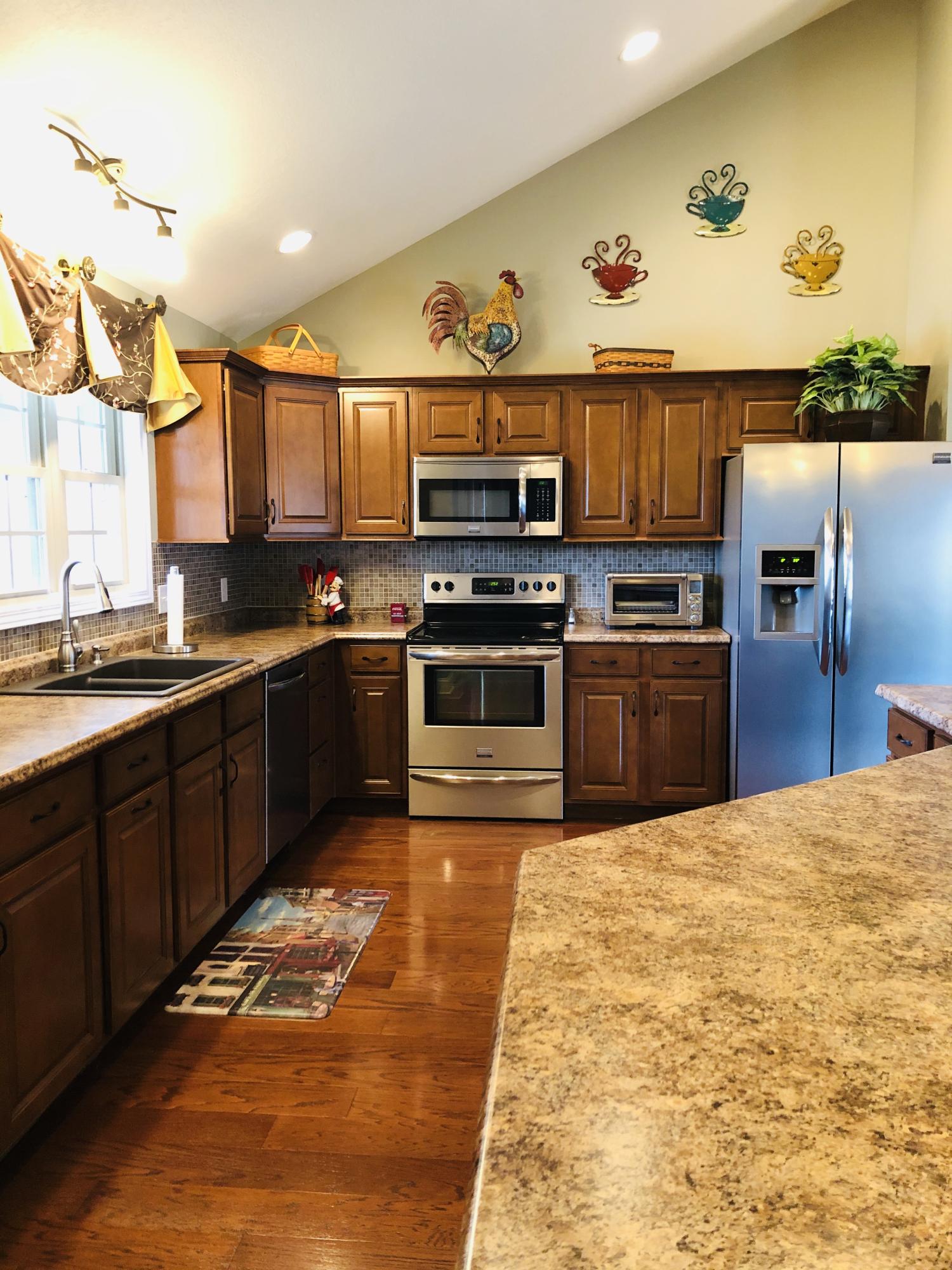 5910 Whisper Ridge Lane Corryton, TN 37721 - Photo 4 of 17 Kitchen