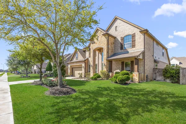 $609,900 | 6318 Sunstone Falls Lane, Katy, TX 77493