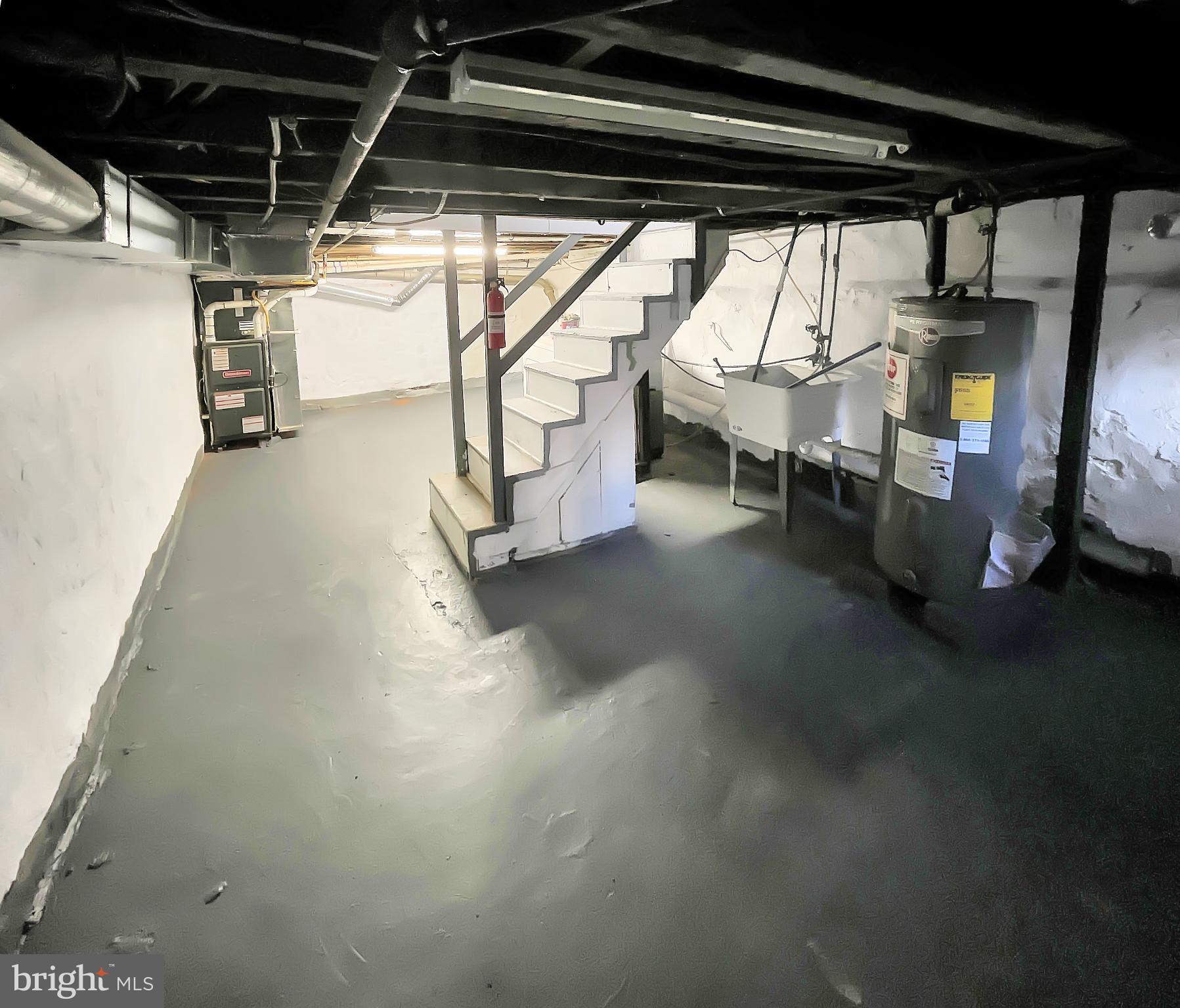 160 McClellan Street Philadelphia, PA 19148 - Photo 26 of 29 a view of empty room with wooden floor