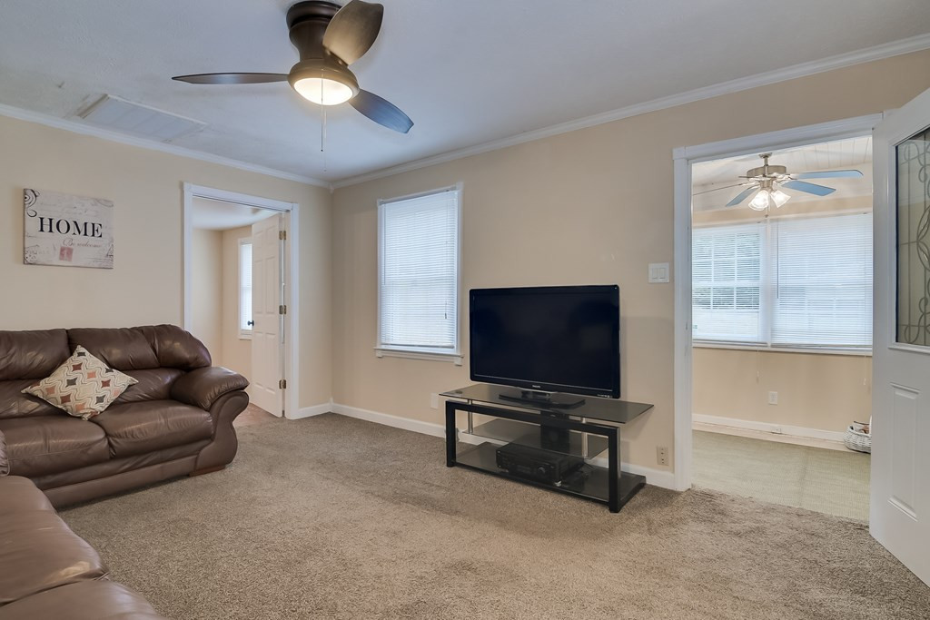 403 Old Whiskey Road South New Ellenton, SC 29809 - Photo 5 of 17
