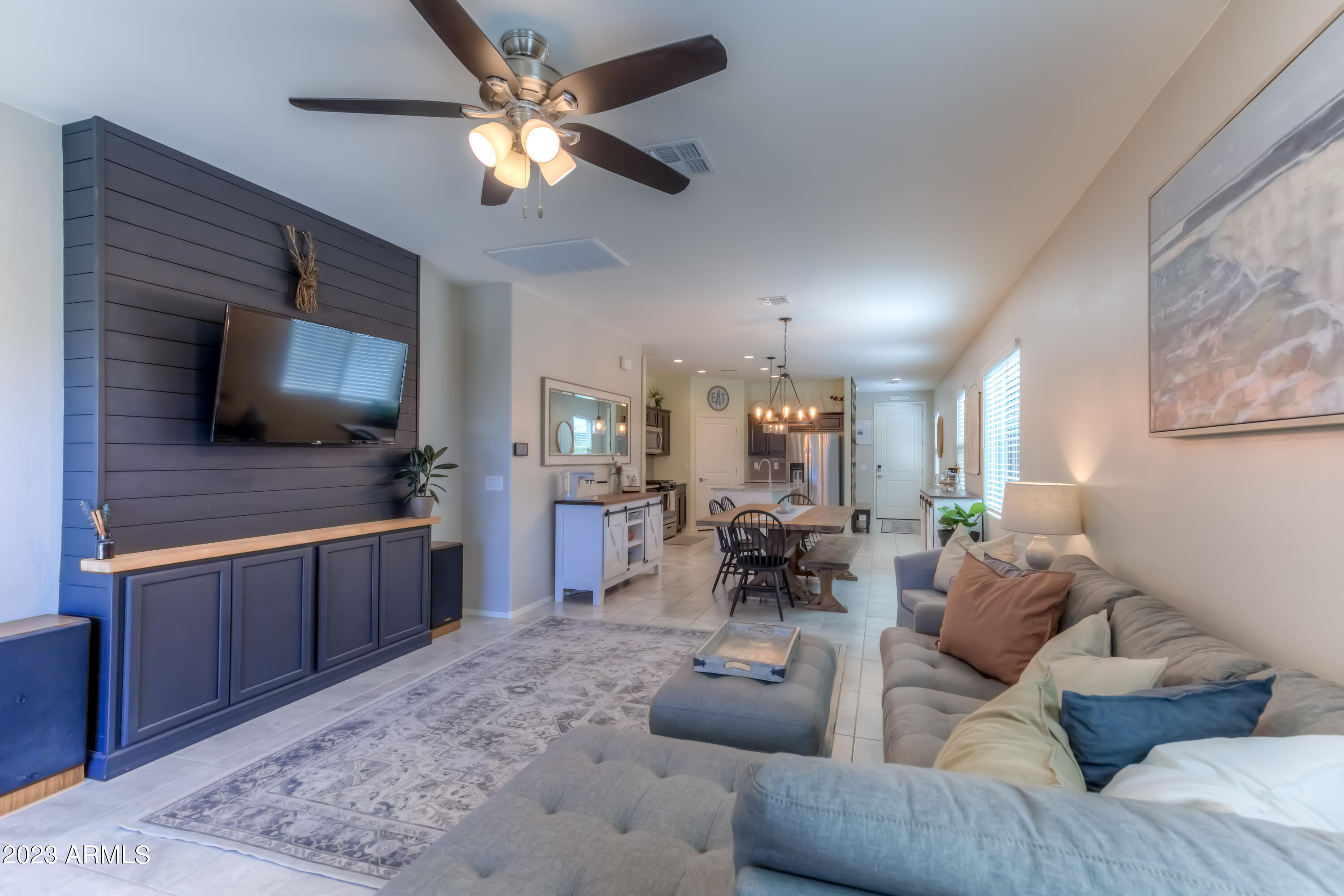 7560 South Circulo Rio Blanco Tucson, AZ 85756 - Photo 18 of 52 19 Living Room photo c