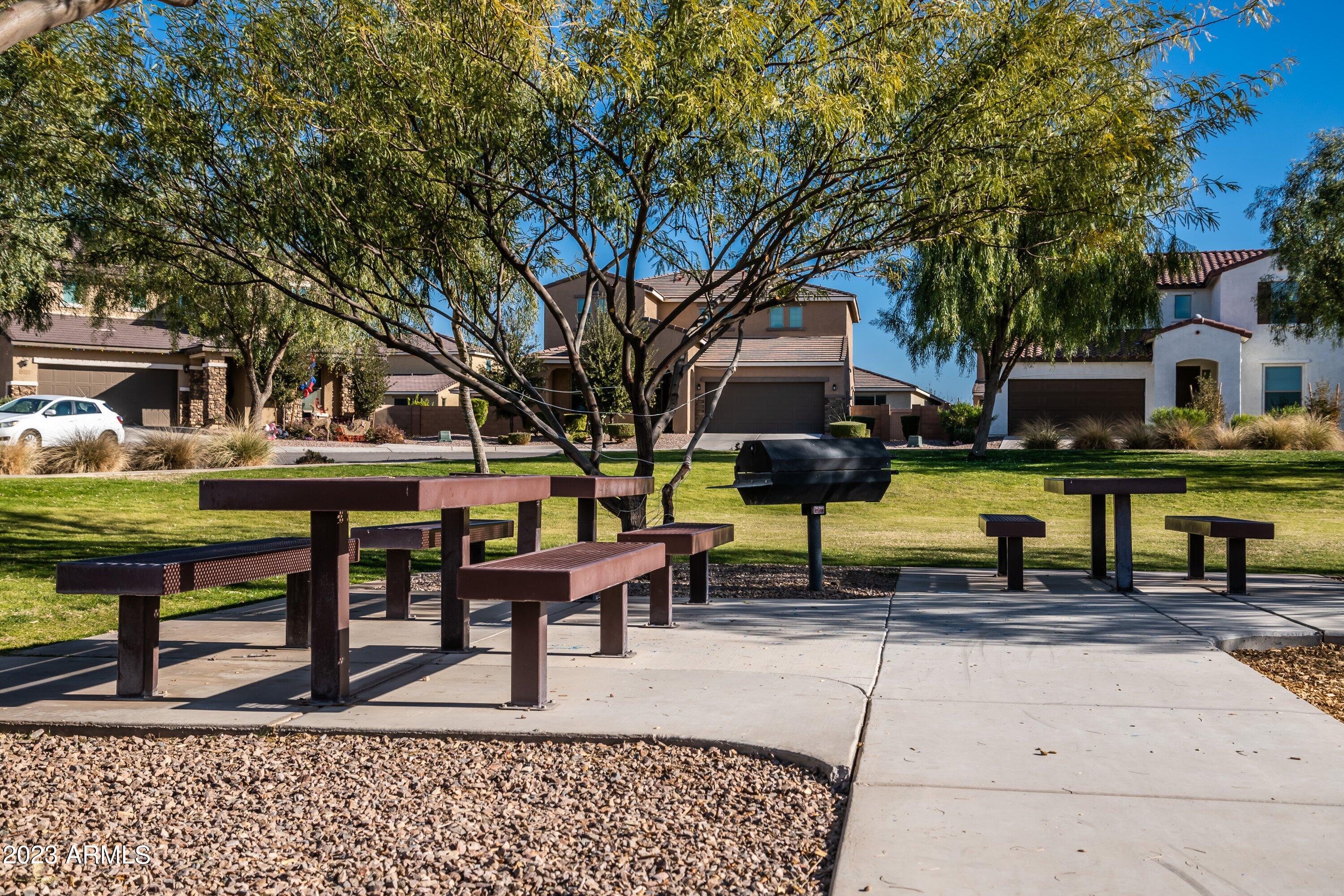 7560 South Circulo Rio Blanco Tucson, AZ 85756 - Photo 48 of 52 Picnic and BBQ for Party Hosting