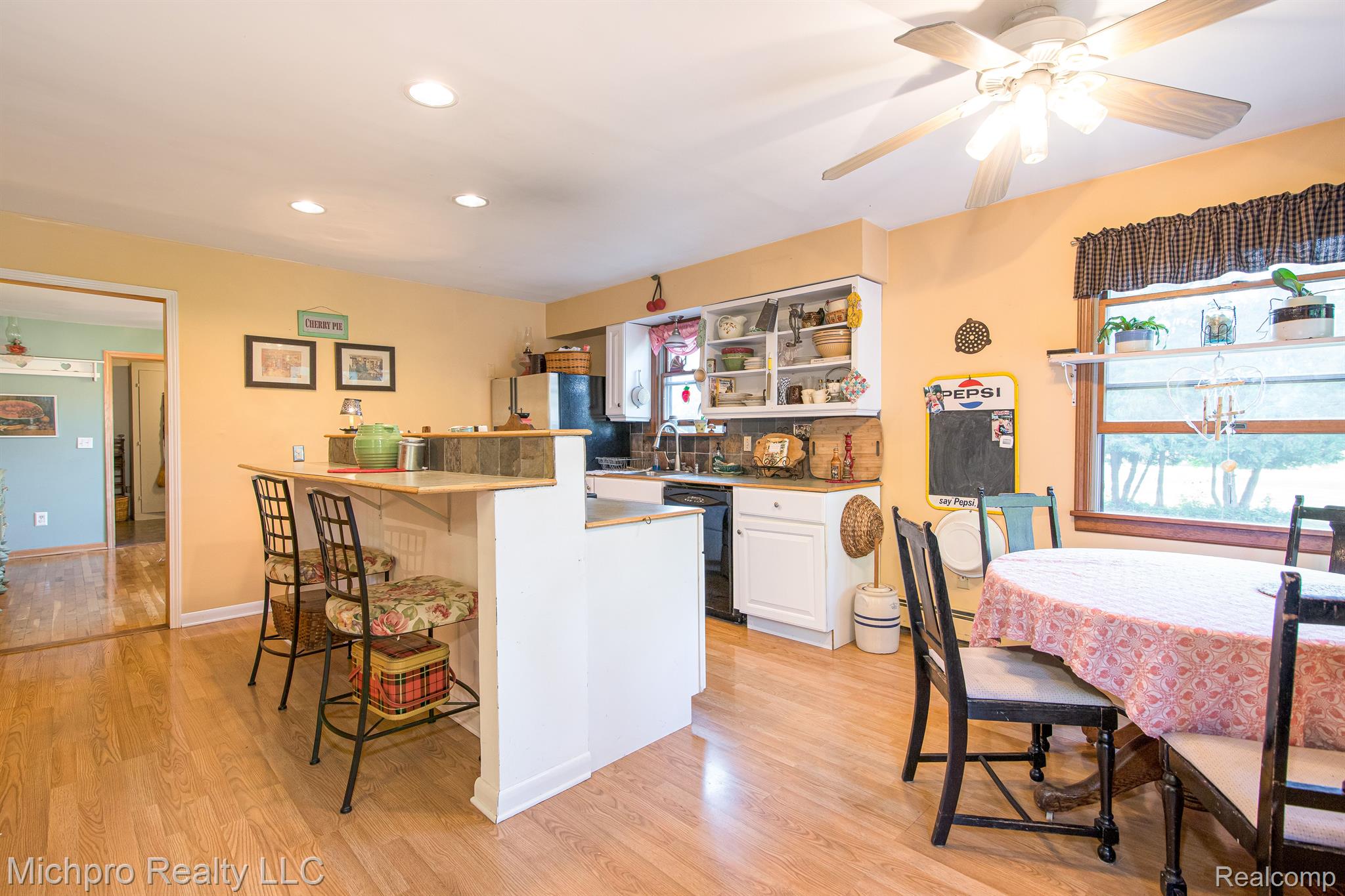 6675 Wagner Road Imlay City, MI 48444 - Photo 11 of 32 Gallery Image 11