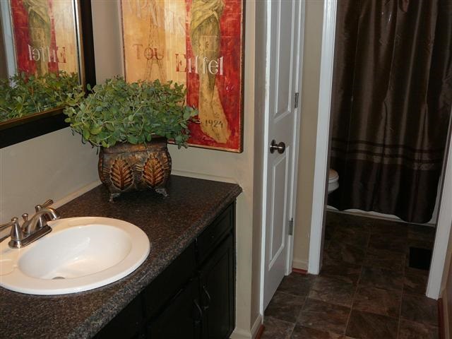 105 Kings Court Anderson, SC 29621 - Photo 8 of 19