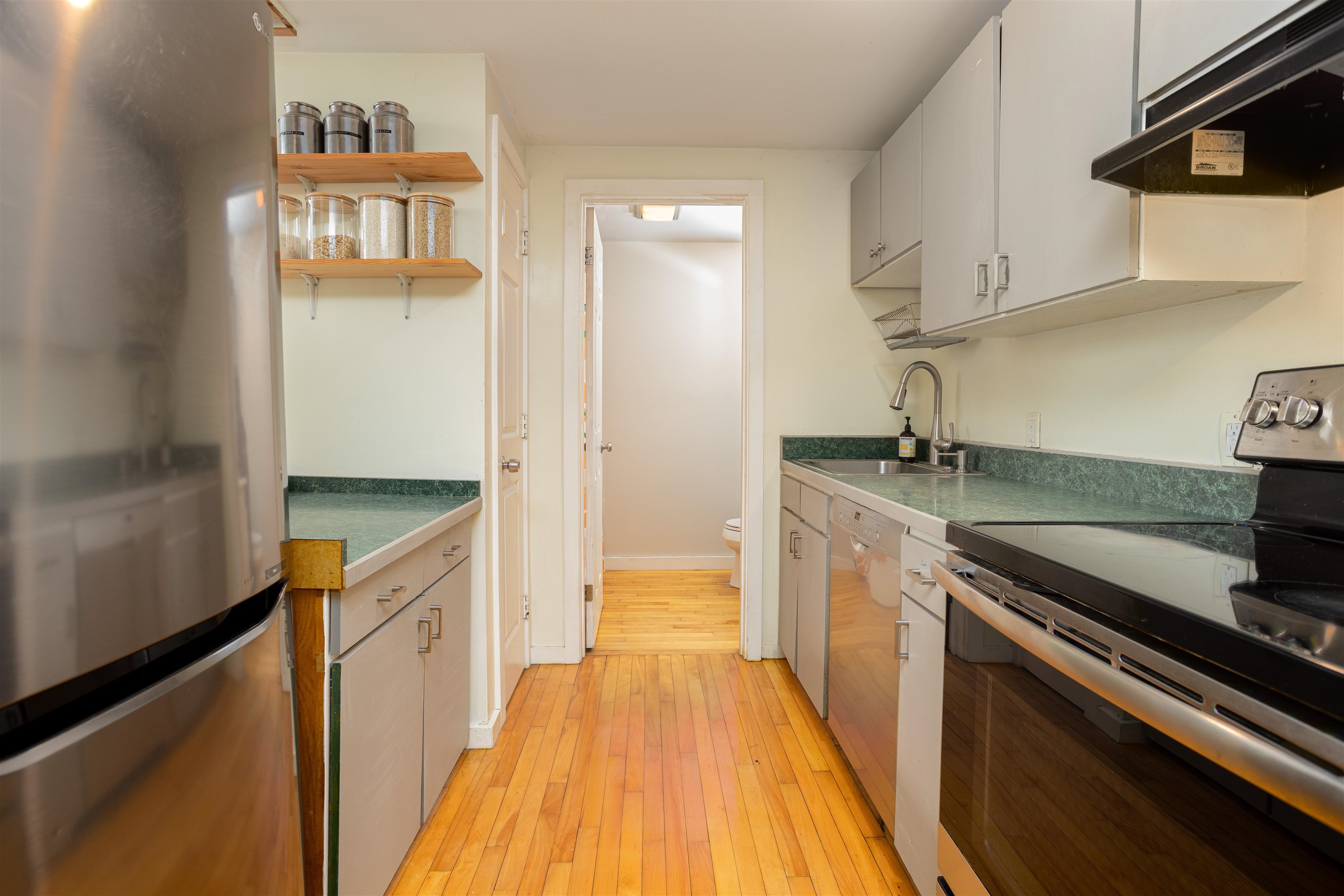 67 Union Street, Unit 1D Winooski, VT 05404 - Photo 11 of 36