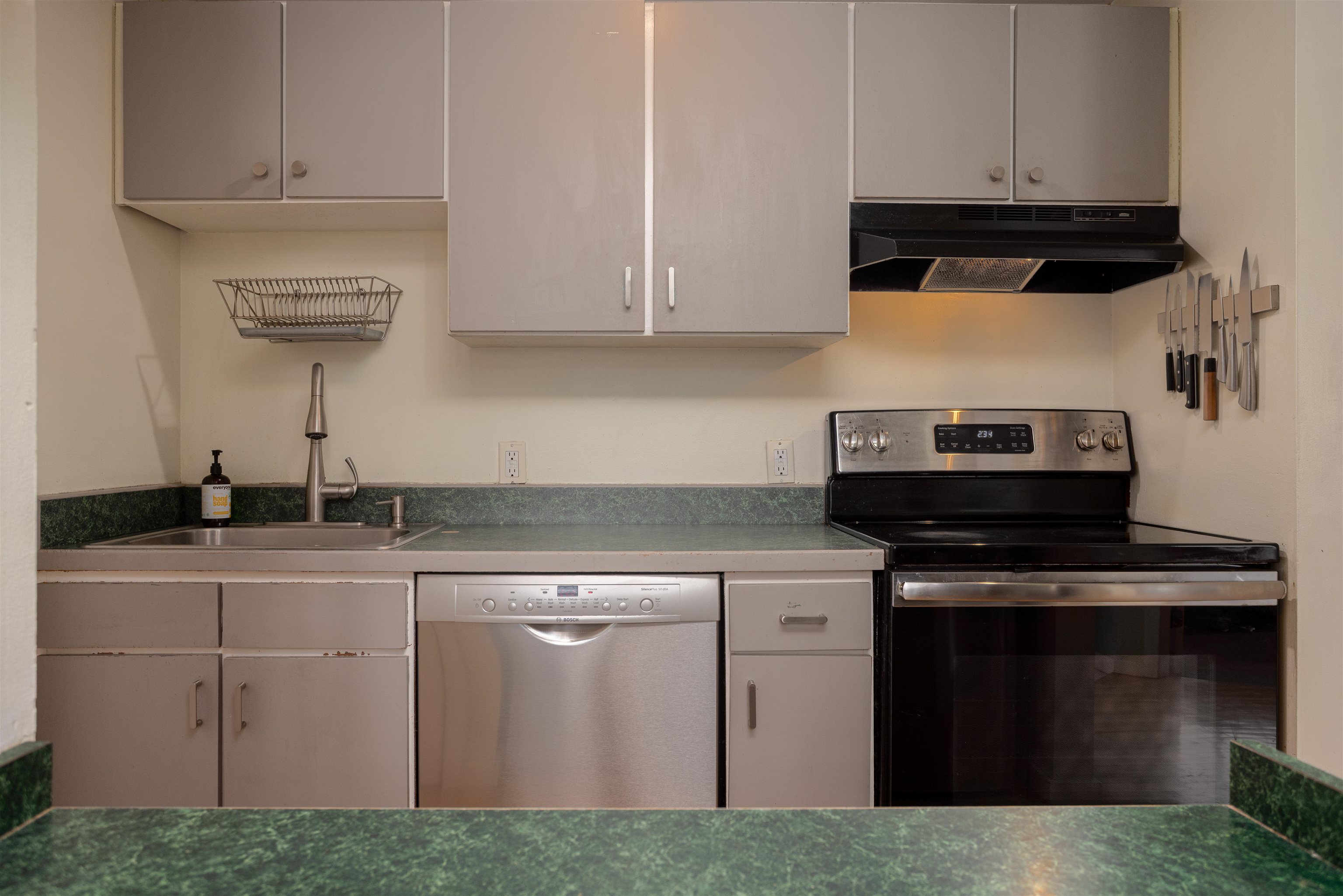67 Union Street, Unit 1D Winooski, VT 05404 - Photo 12 of 36